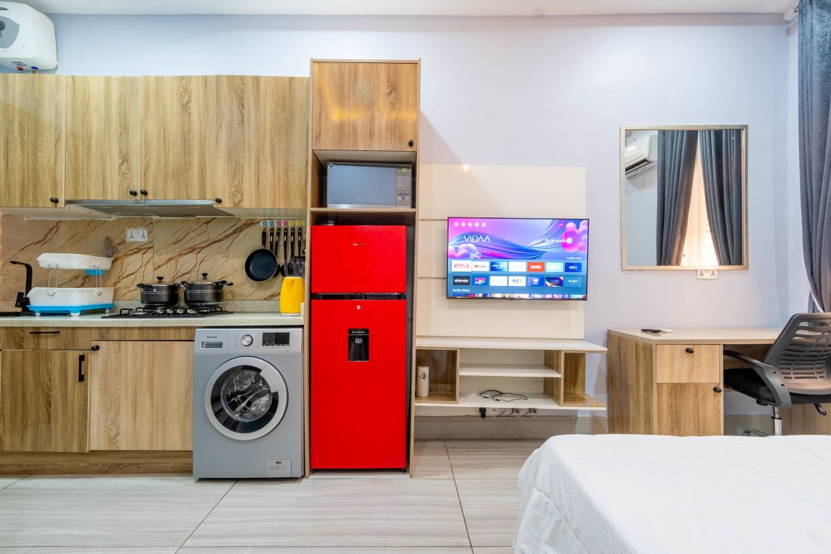 Studio Shortlet in Ikota
