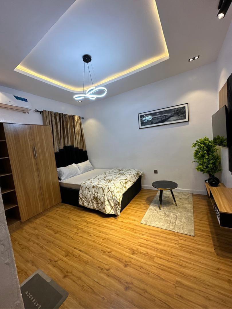 Studio Shortlet in Yaba