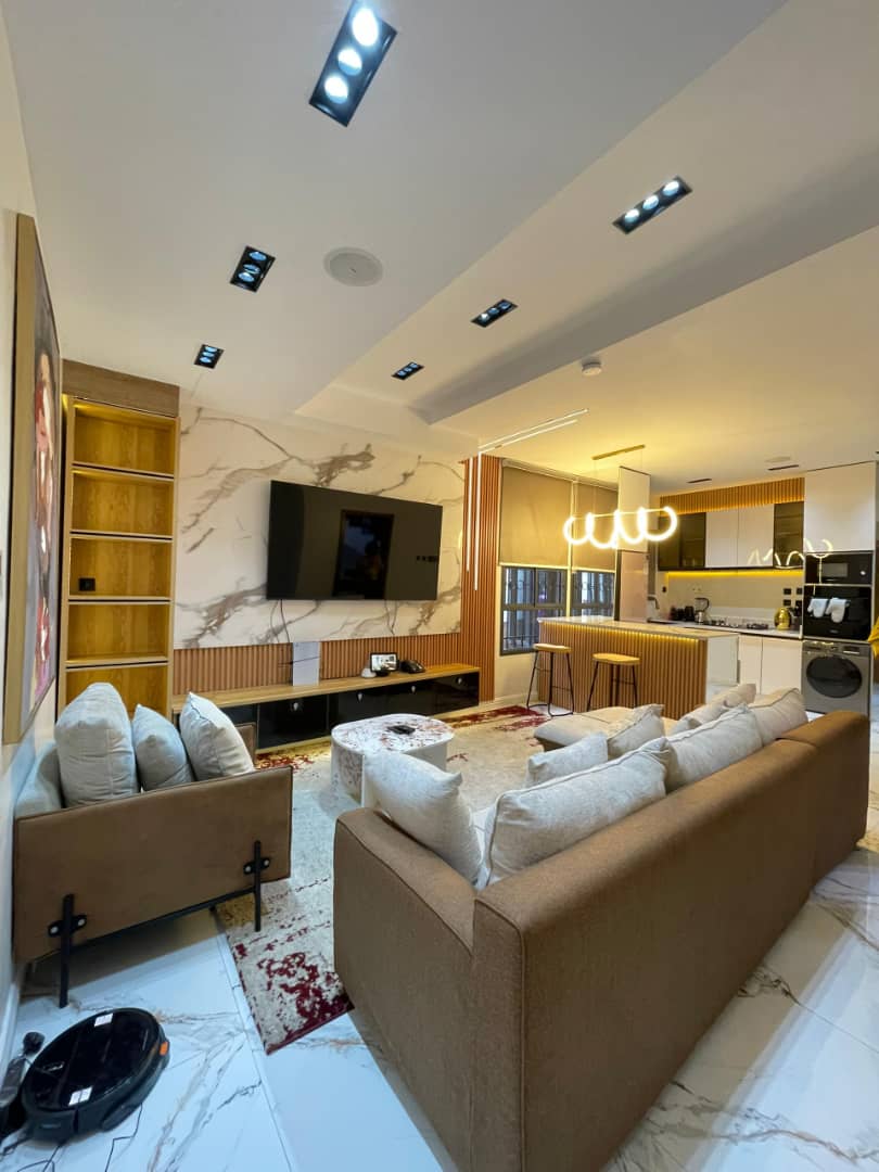 2 Bedroom Shortlet in Lekki Phase 1