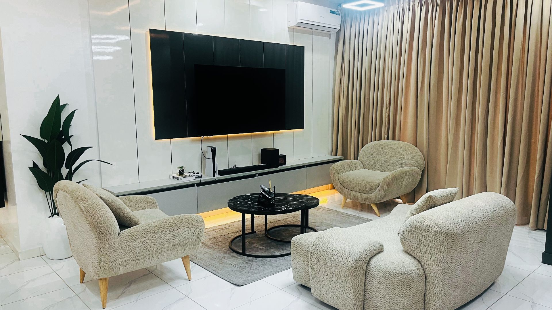 2 Bedroom Shortlet in Lekki