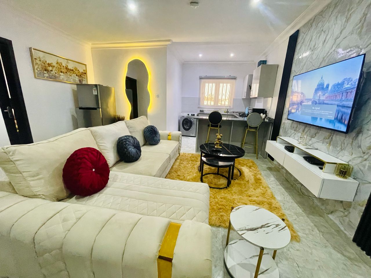 2 Bedroom Shortlet in Ikoyi
