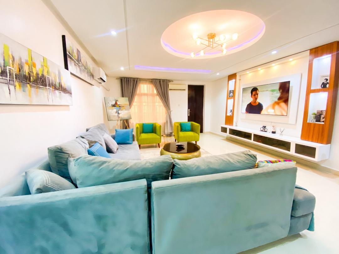 3 Bedroom Shortlet in Lekki Phase 1