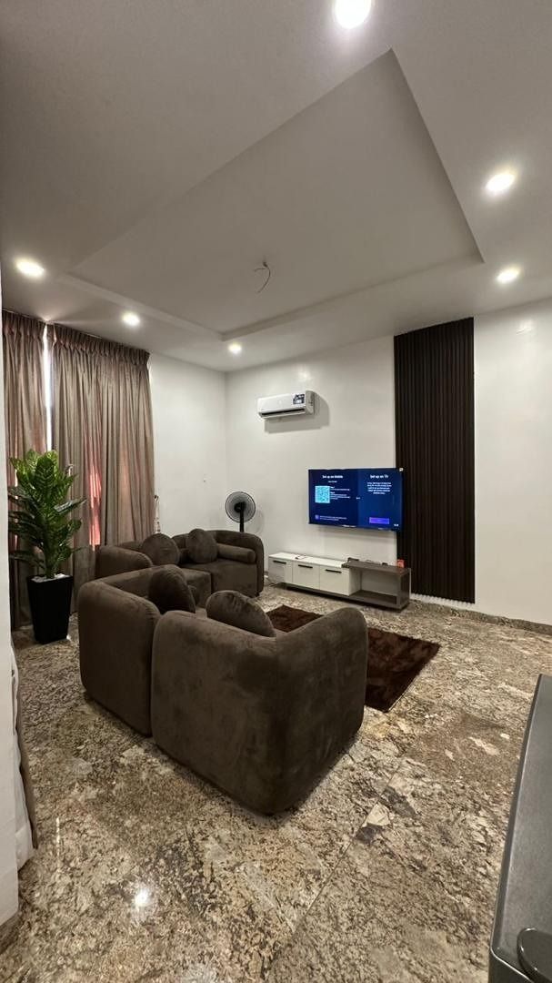 1 Bedroom Shortlet in Central Area