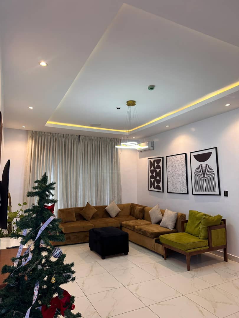 2 Bedroom Shortlet in Lekki Phase 1