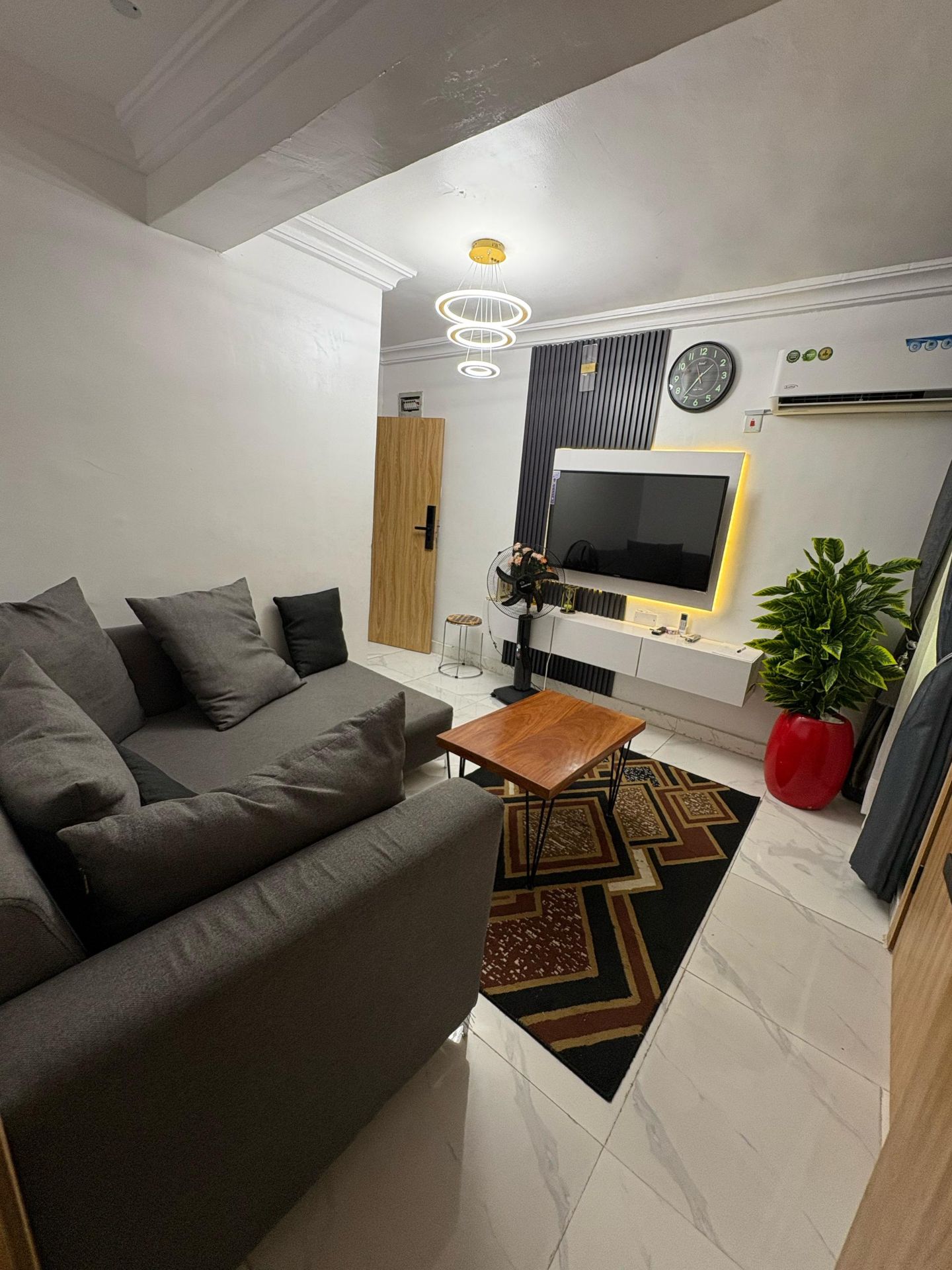 1 Bedroom Shortlet in Yaba