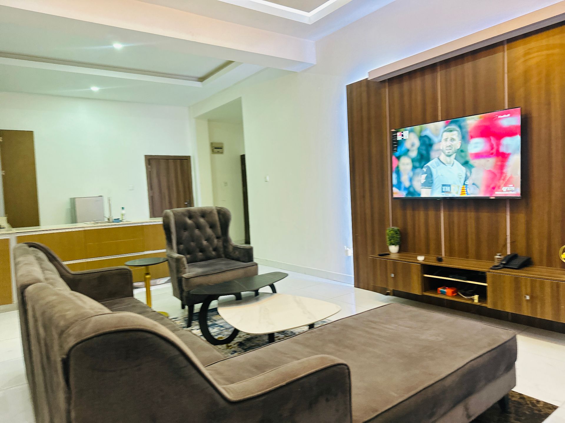 1 Bedroom Shortlet in Lekki Phase 1