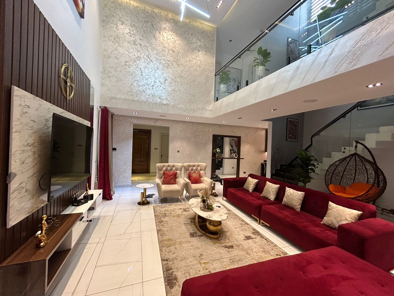 5 Bedroom Shortlet in Lekki Phase 1