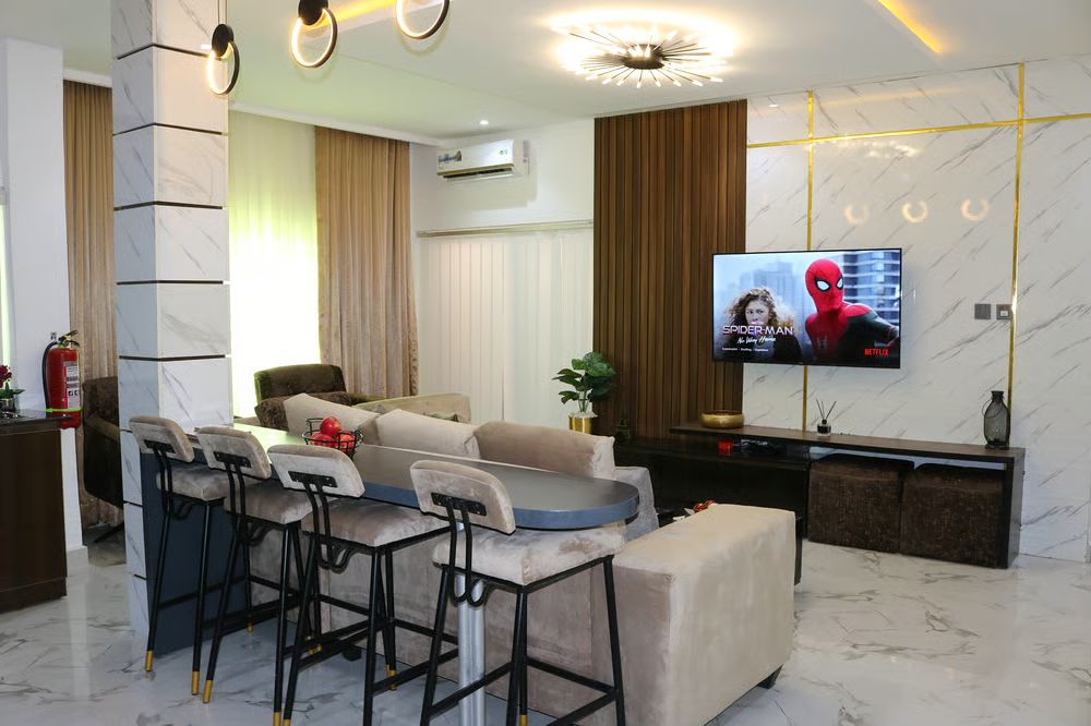 2 Bedroom in Lekki phase 1