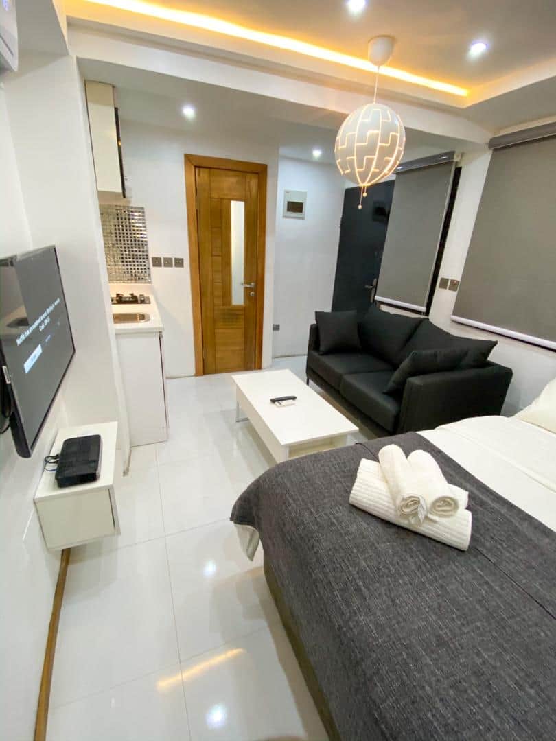 Studio Shortlet in Ikoyi