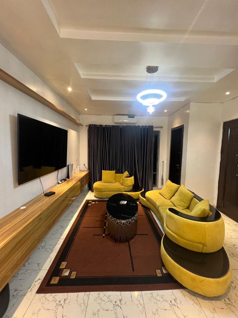 2 Bedroom Shortlet in Lekki Phase 1