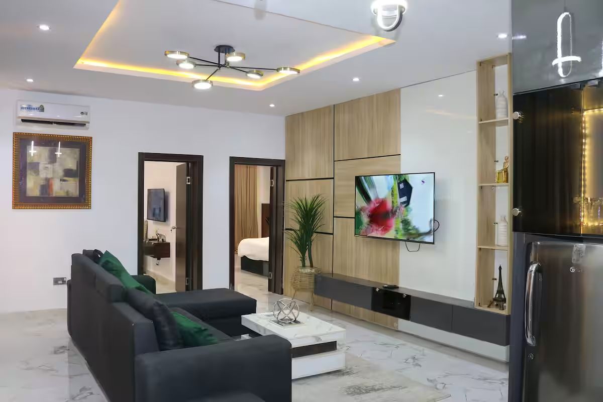 2 Bedroom in Lekki phase 1