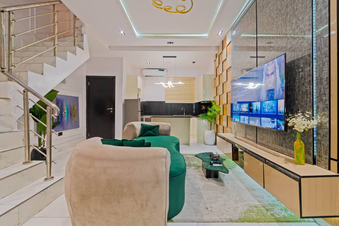 1 Bedroom Shortlet in Oniru, vi