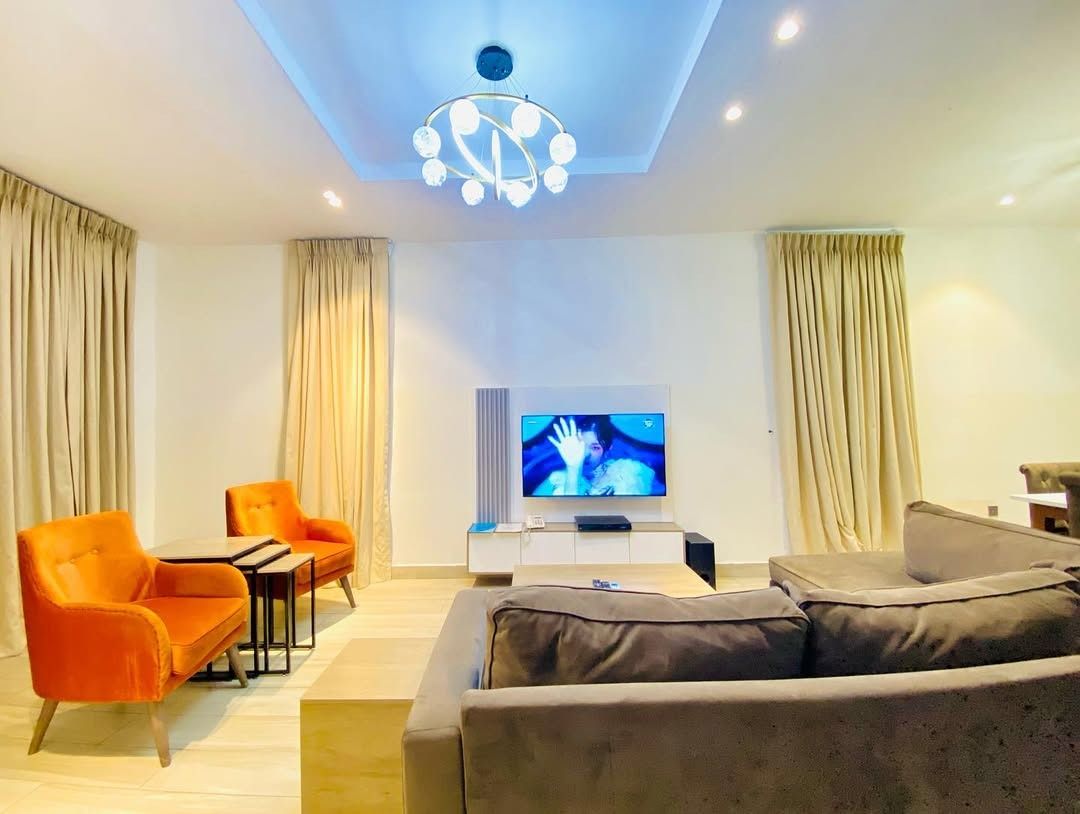2 Bedroom Shortlet in Ewet Housing