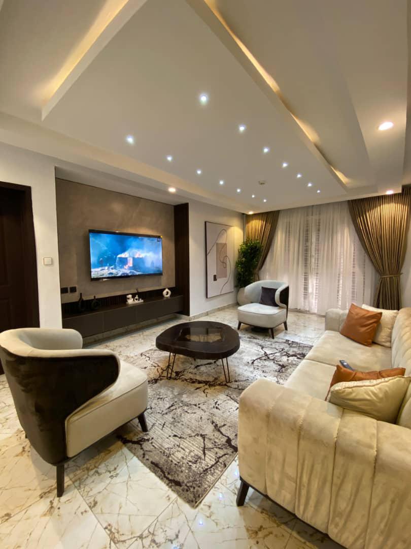 3 Bedroom Shortlet in Maryland