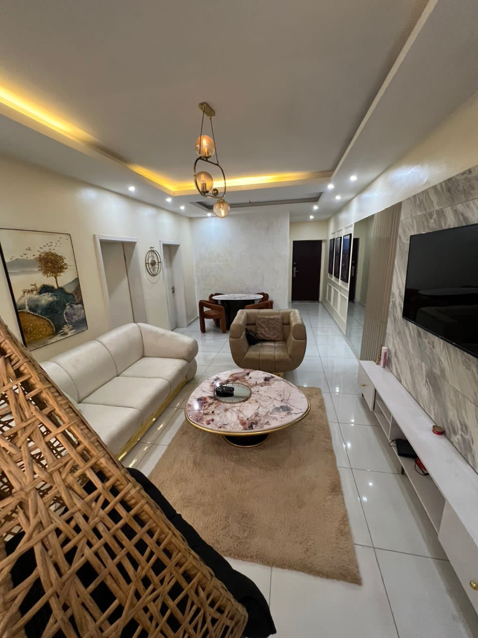 2 Bedroom Shortlet in Lekki Phase 1