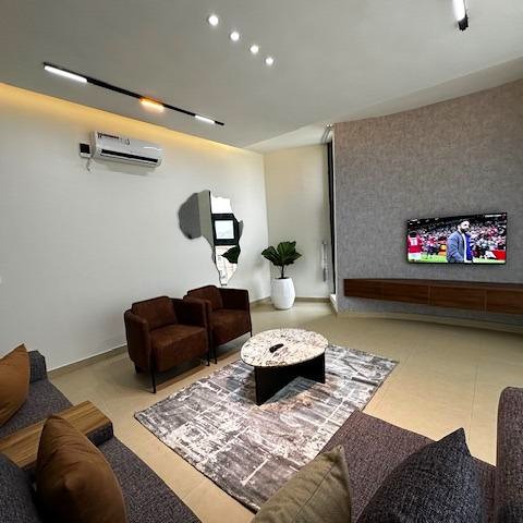 2 Bedroom Shortlet in Lekki Phase 1