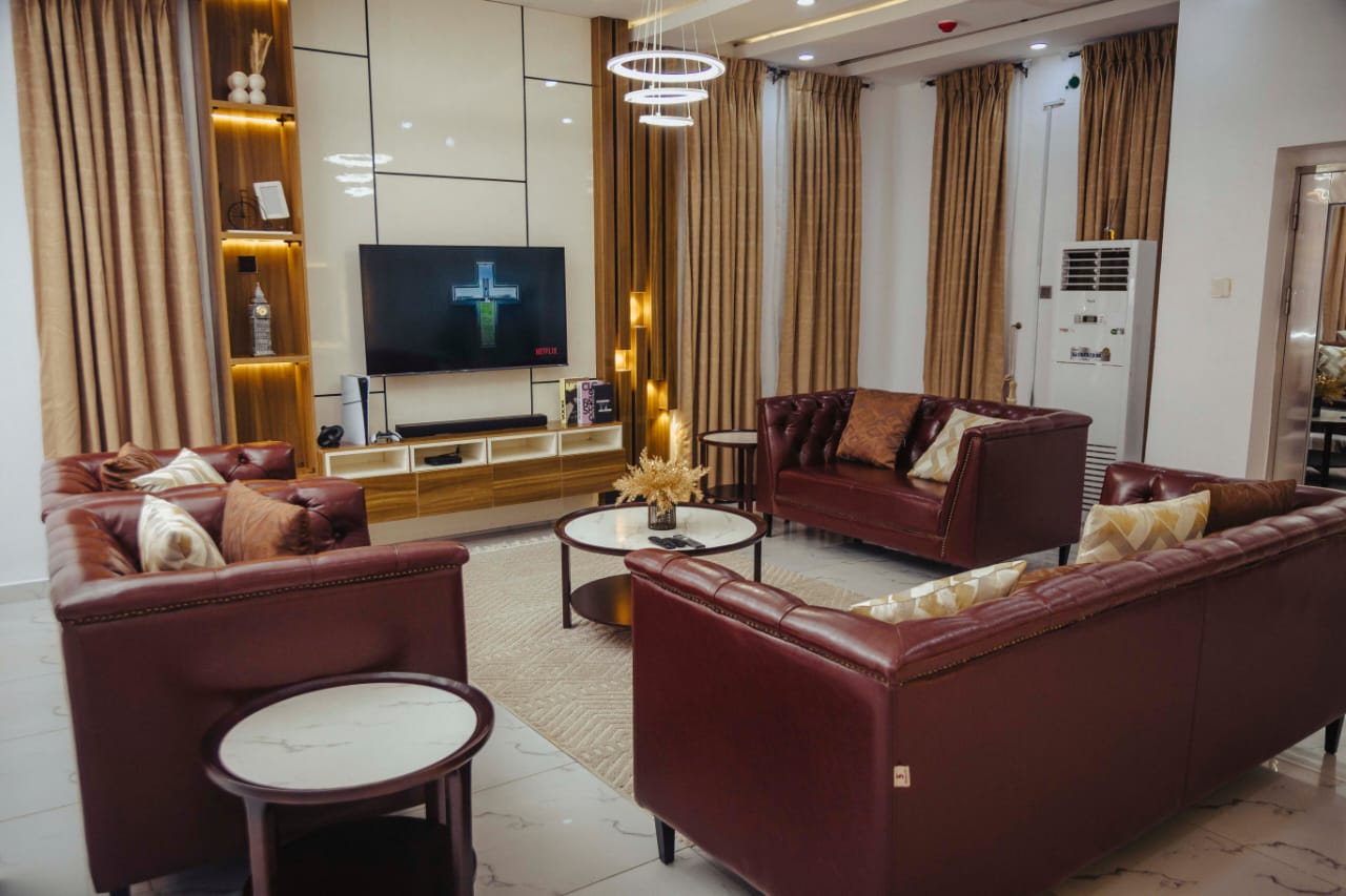 4 Bedroom Shortlet in Ikeja