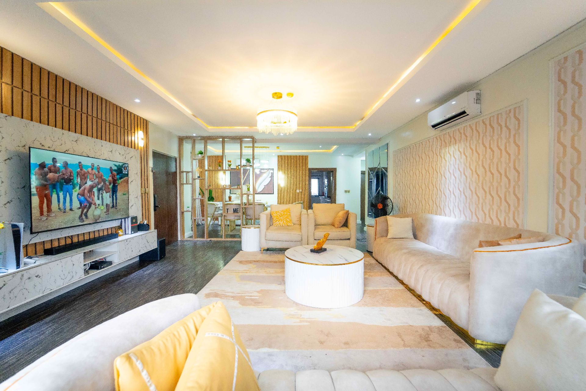 3 Bedroom in Oniru