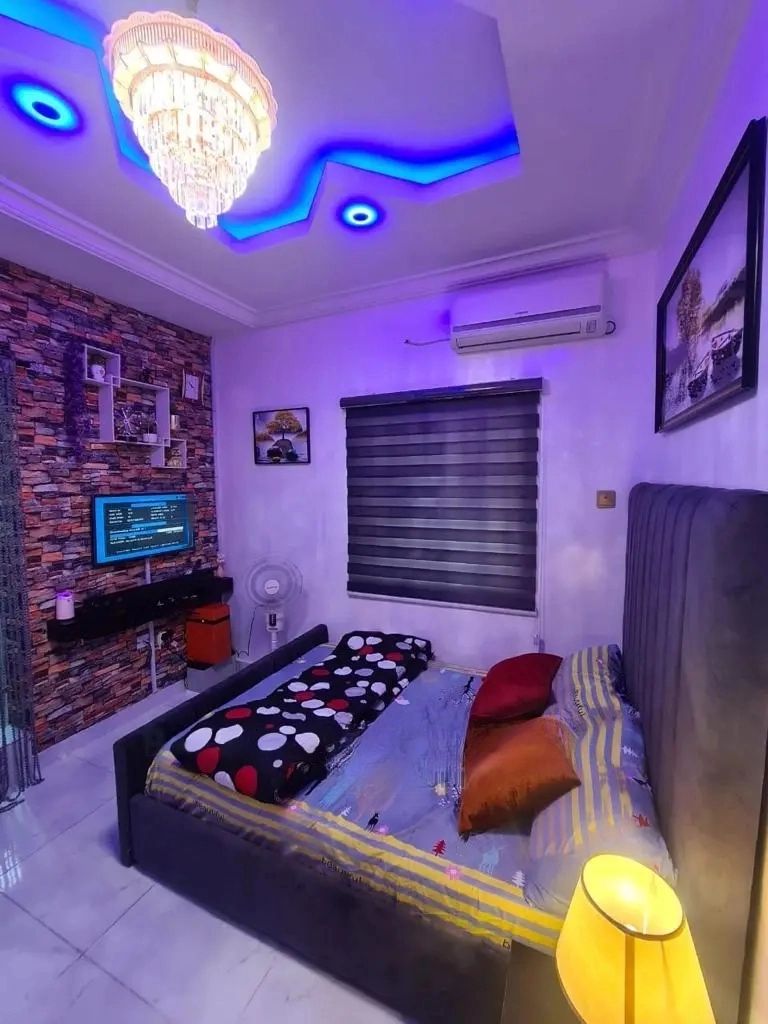 1 Bedroom Shortlet in Yaba