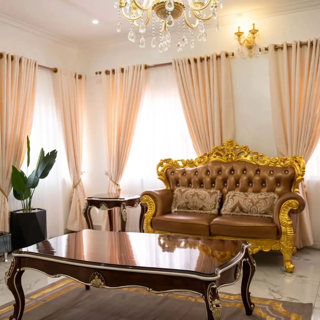 5 Bedroom Shortlet in Goshen Estate