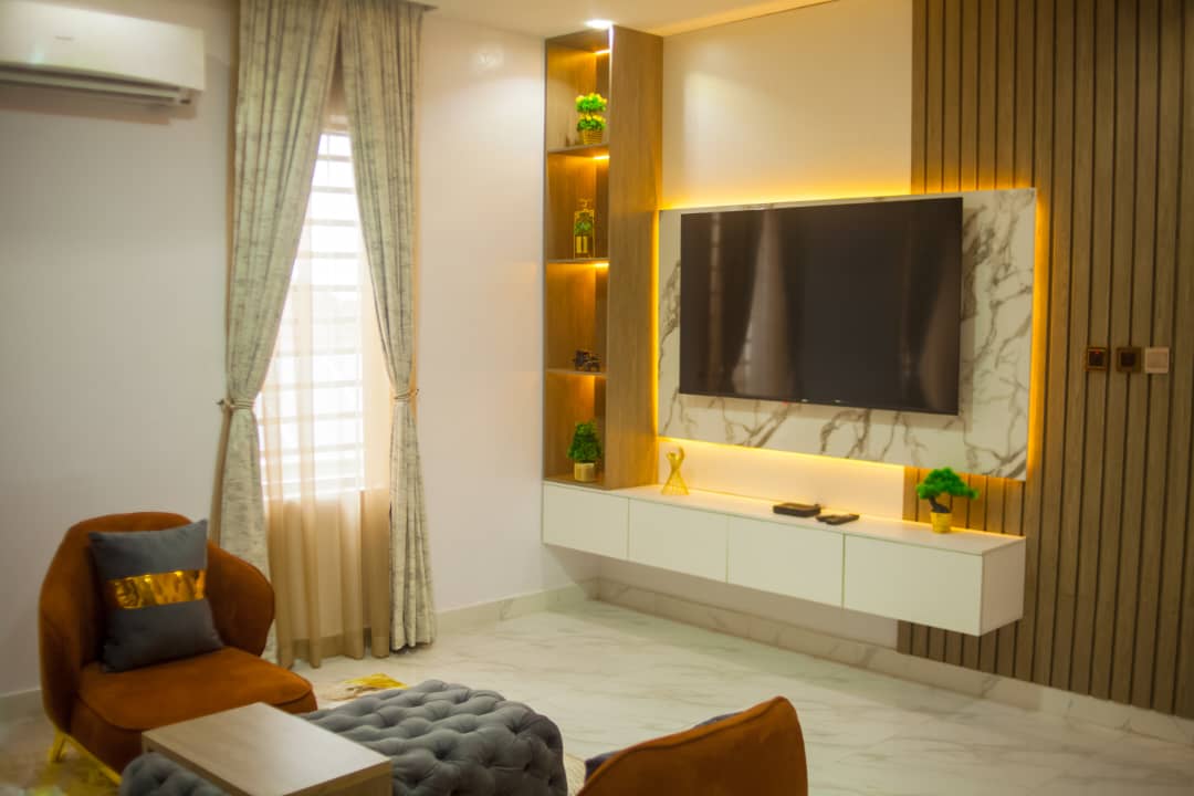5 Bedroom Shortlet in Ikeja