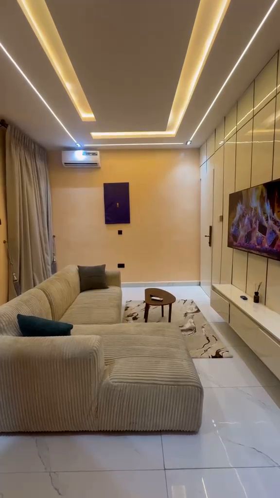 1 Bedroom Shortlet in Yaba