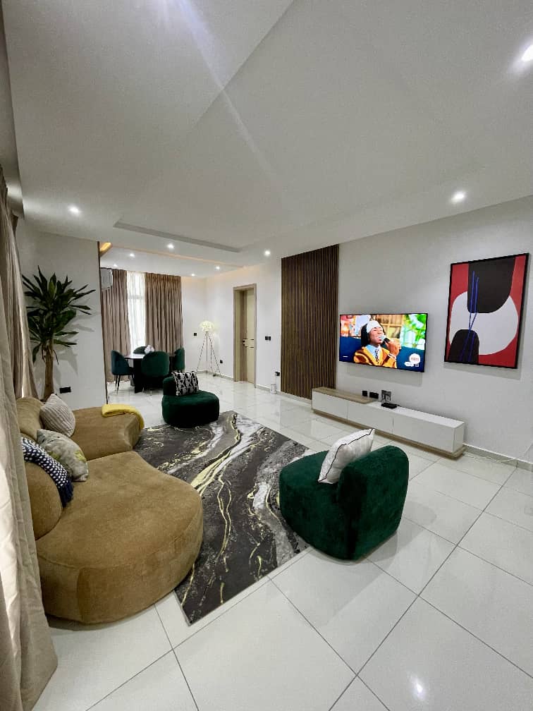 3 Bedroom Shortlet in Lekki Phase 1