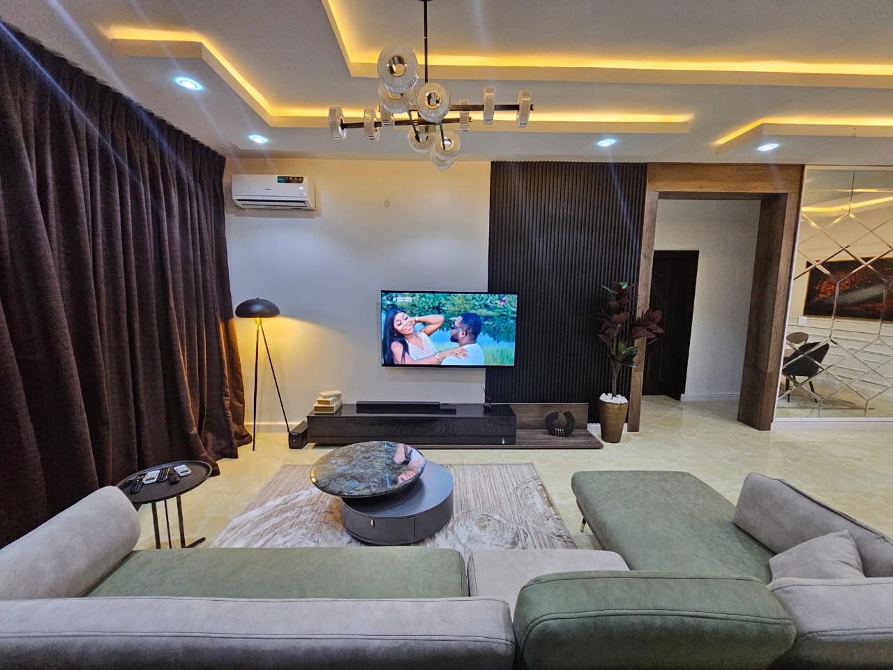 3 Bedroom Shortlet in Lekki Phase 1
