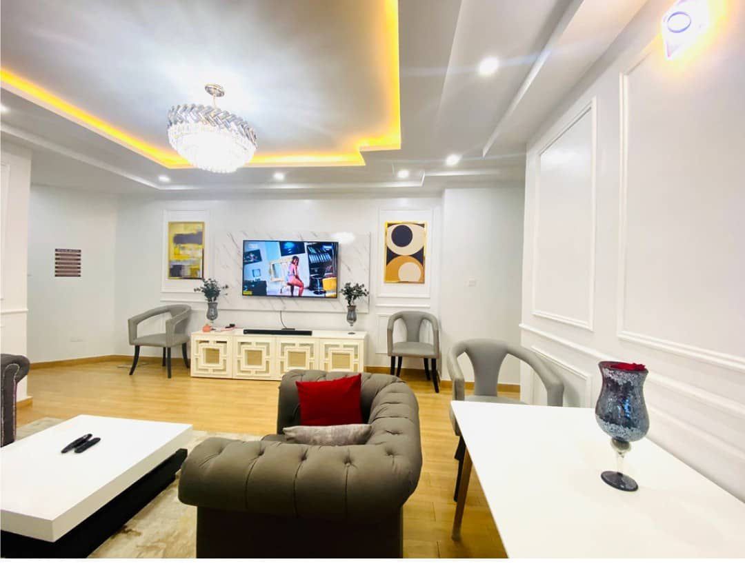 3 Bedroom Shortlet in Maryland