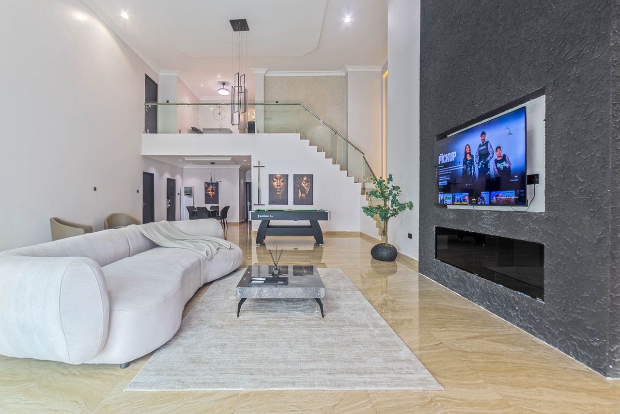 4 Bedroom Penthouse Shortlet in Ikoyi