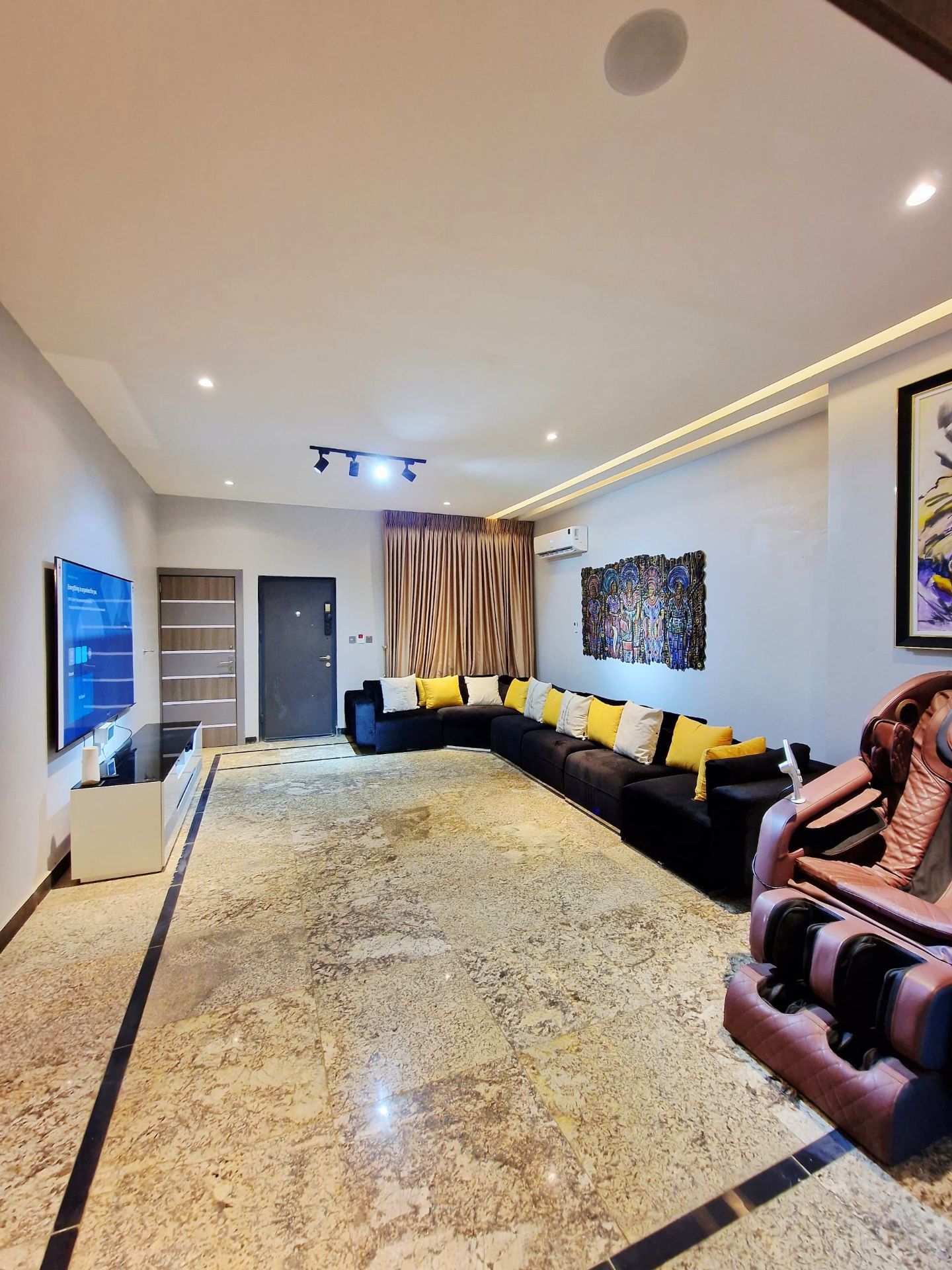 2 Bedroom Shortlet in Wuse