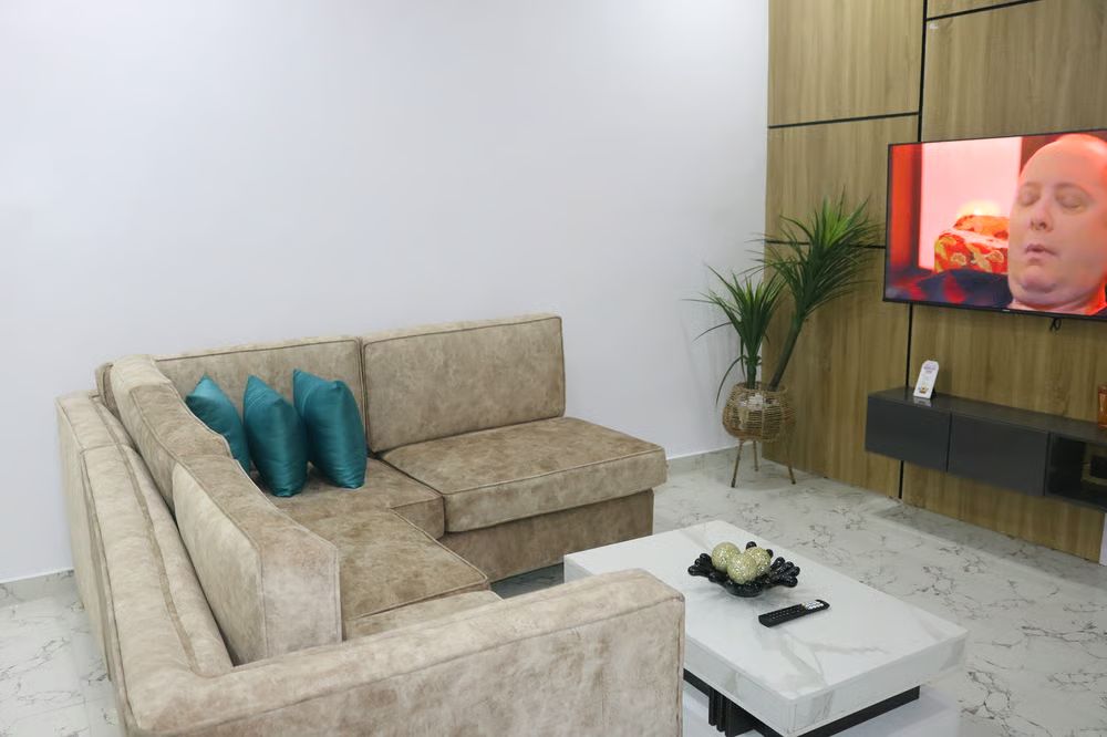 2 Bedroom in Lekki phase 1