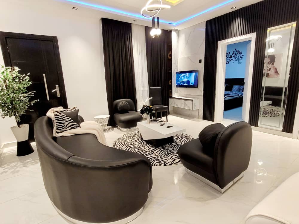 2 Bedroom Shortlet in Ikoyi