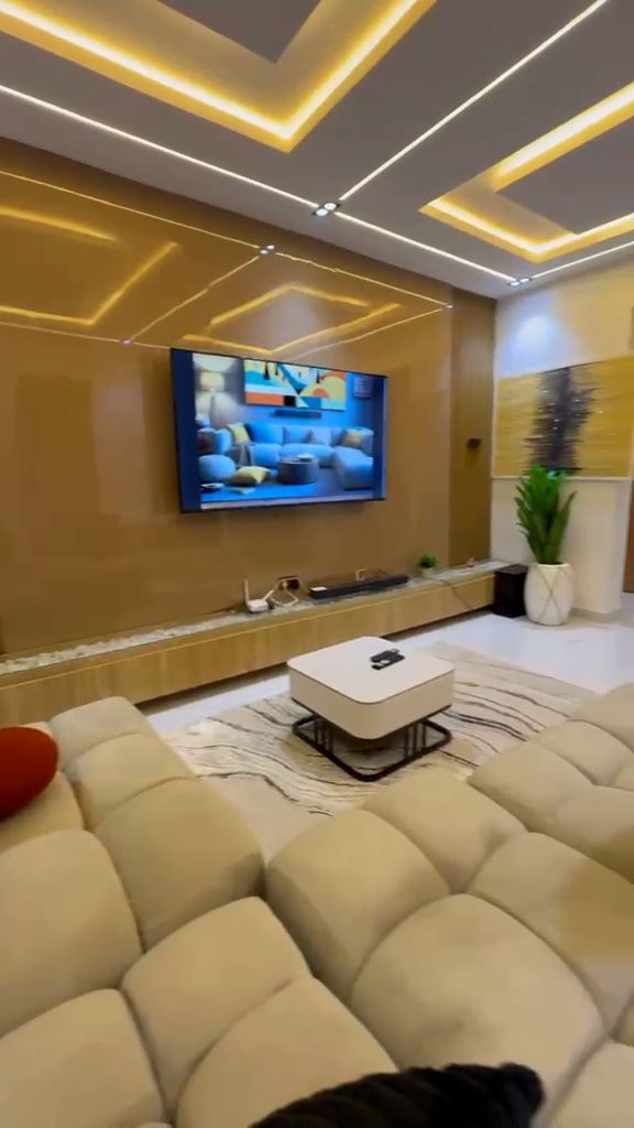 2 Bedroom Shortlet in Yaba