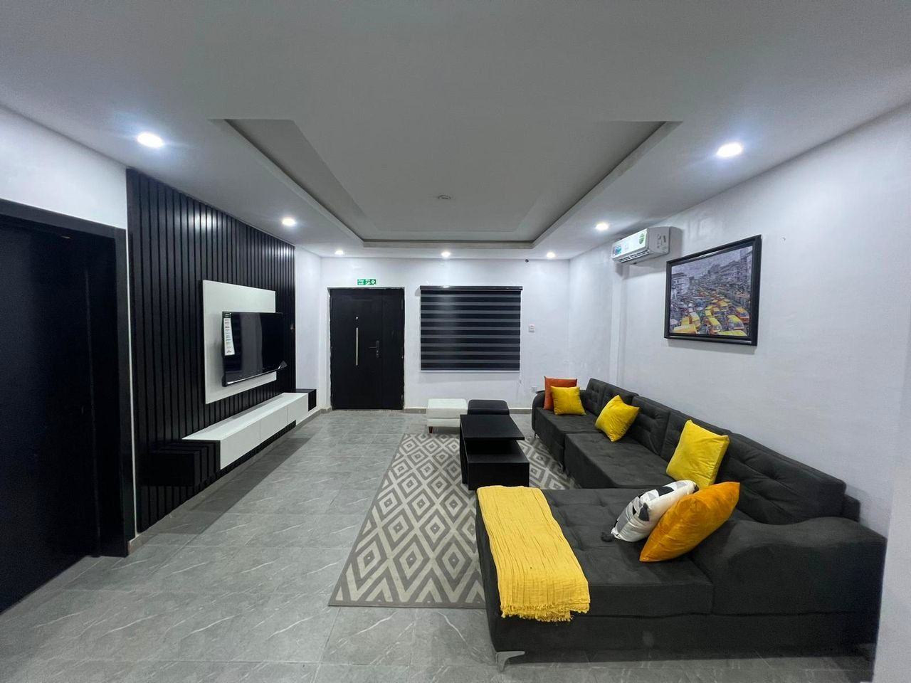2 Bedroom in Surulere