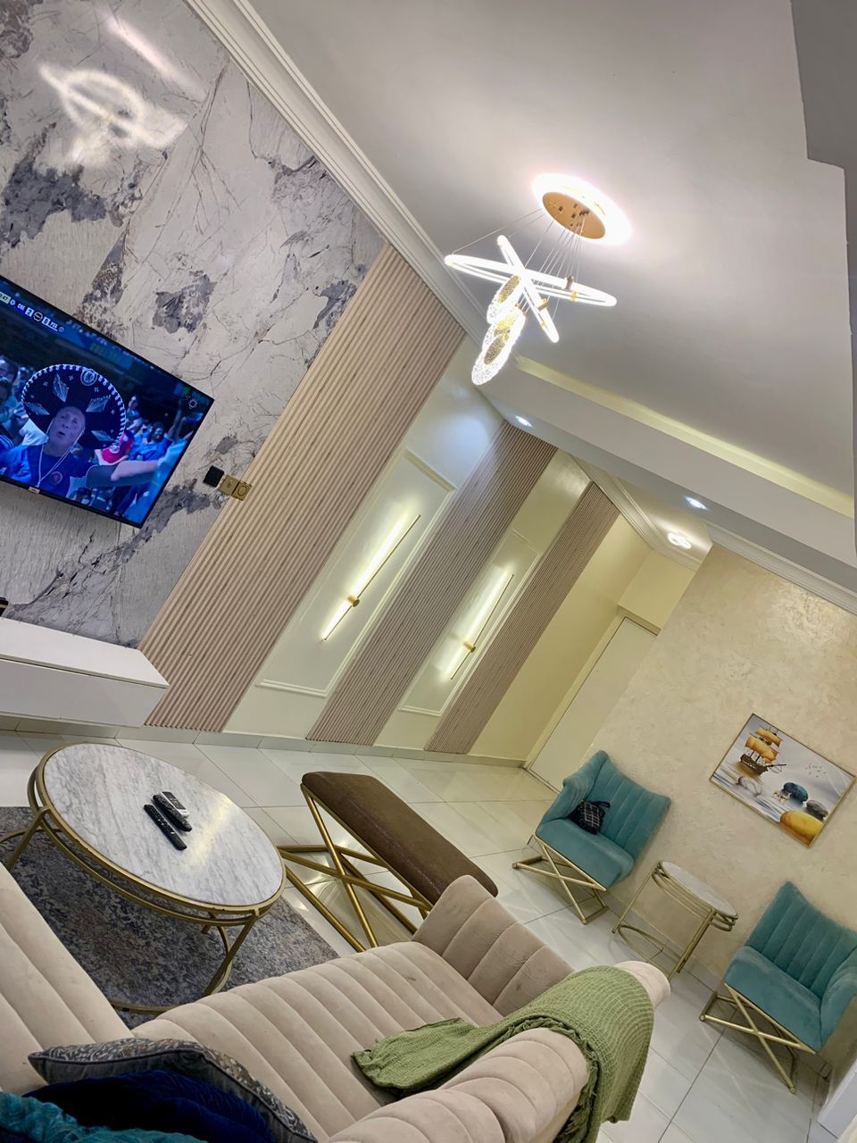 2 Bedroom Shortlet in Lekki Phase 1