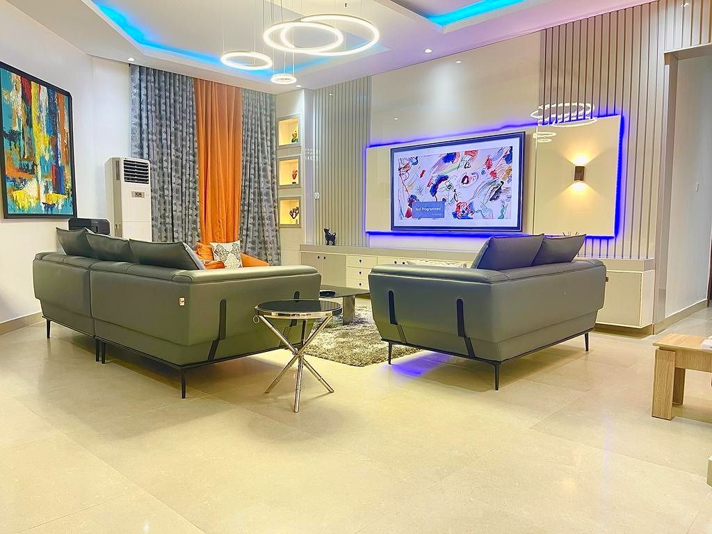 3 Bedroom Shortlet in Ikeja GRA
