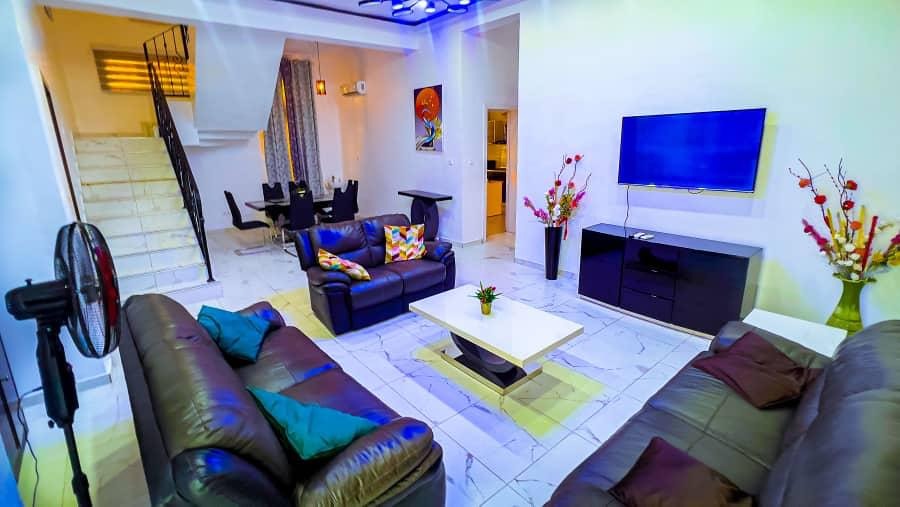 4 Bedroom Shortlet in Ogudu