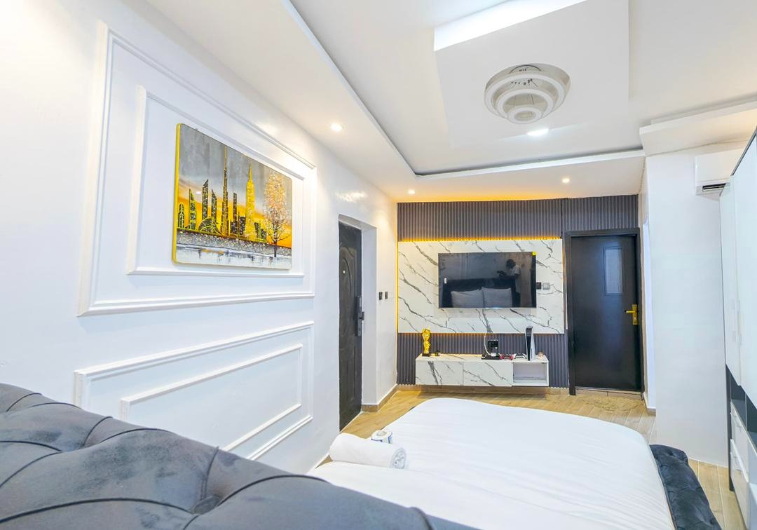 Studio Shortlet in Victoria Island