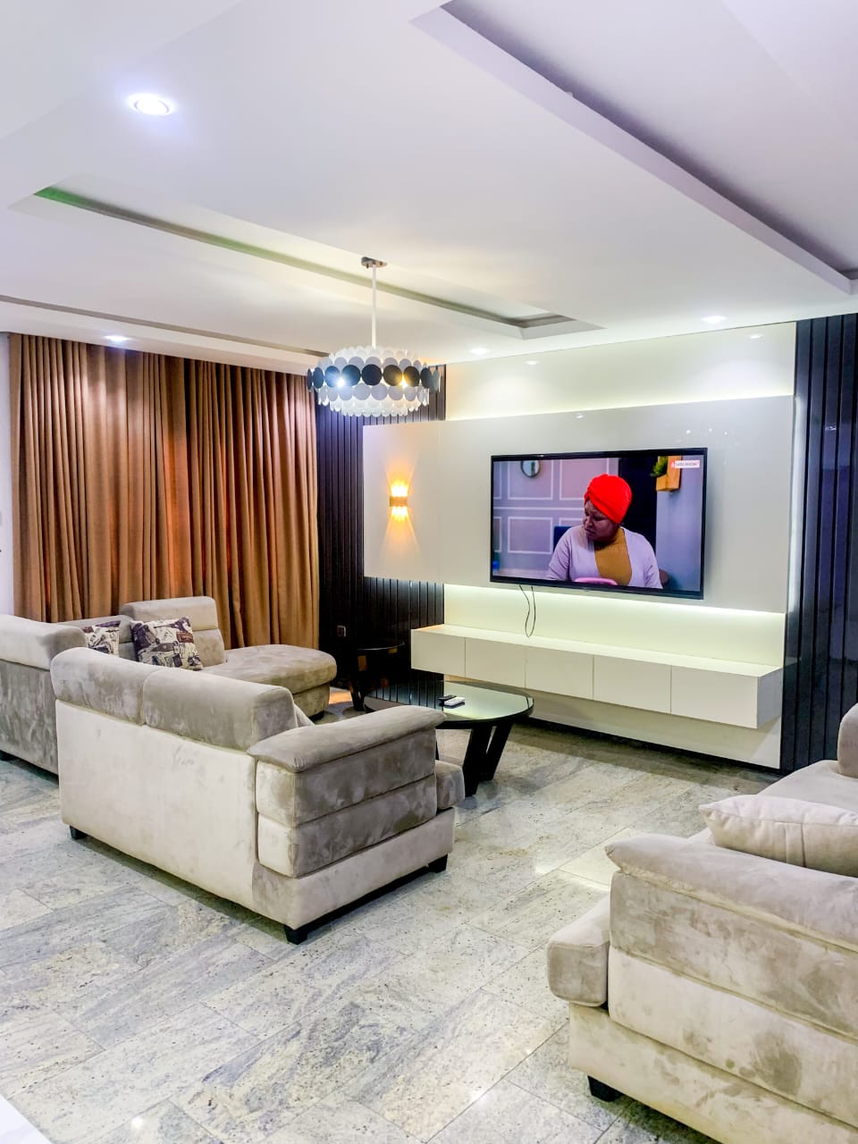 4 Bedroom Shortlet in Magodo