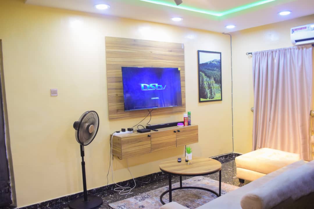 2 Bedroom Shortlet in Ilupeju