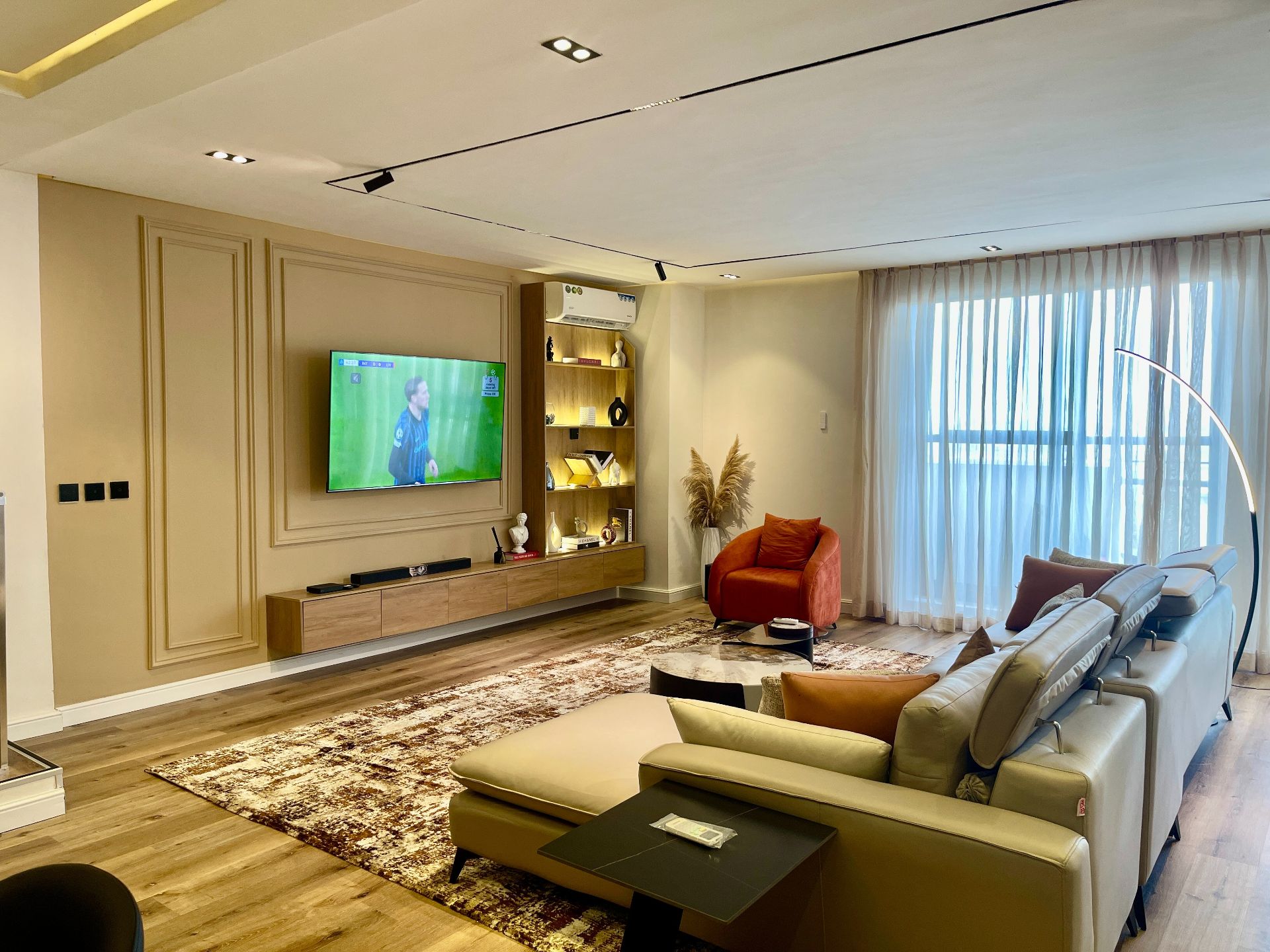 2 Bedroom in Lekki Phase 1
