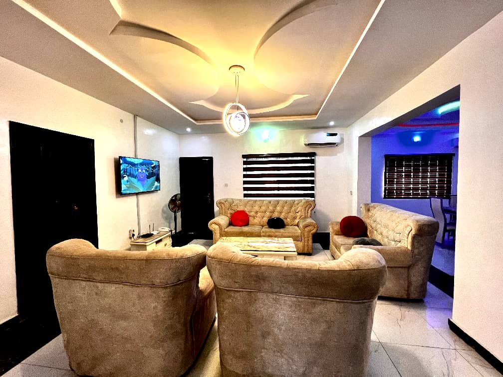 3 Bedroom Shortlet in Isolo
