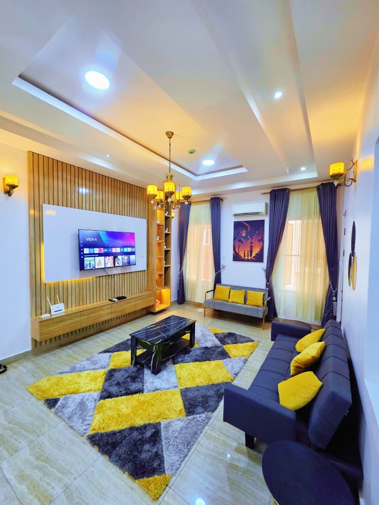 3 Bedroom Shortlet in Victoria Island