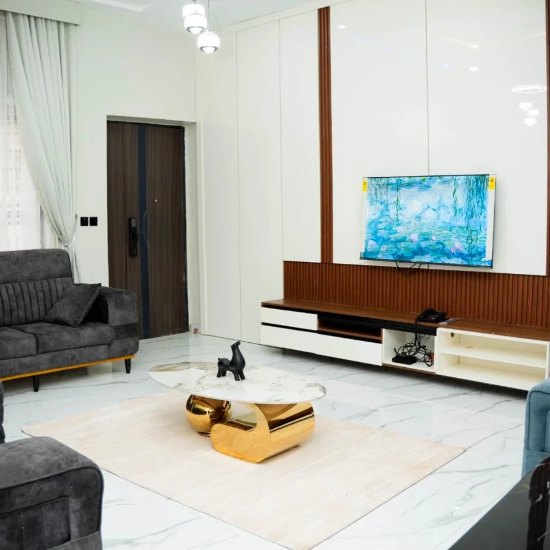 2 Bedroom Shortlet in Republic Layout
