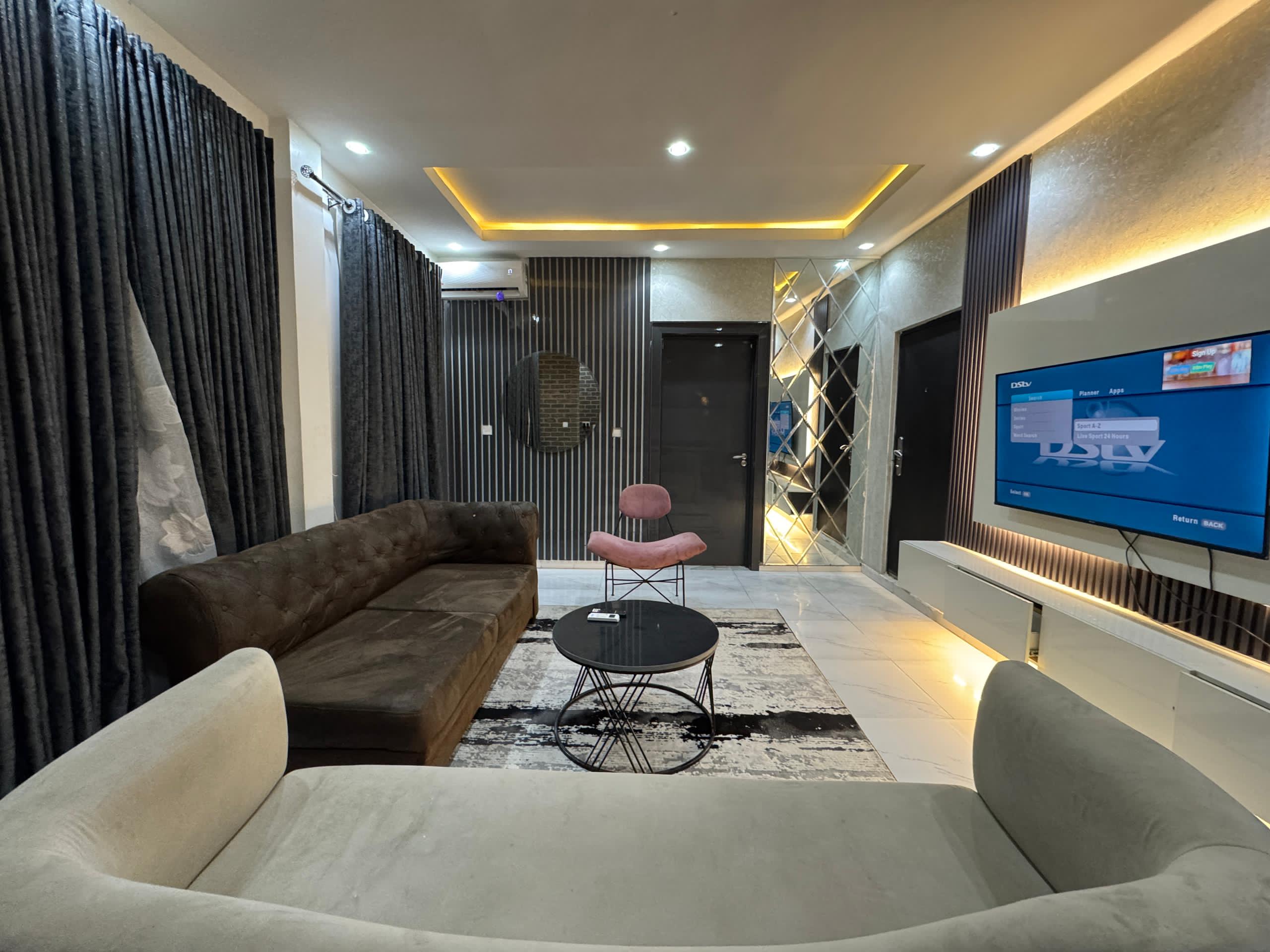 1 Bedroom Shortlet in Lekki Phase 1