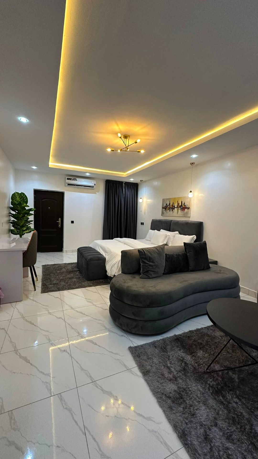 Big Studio Apartment in Abuja